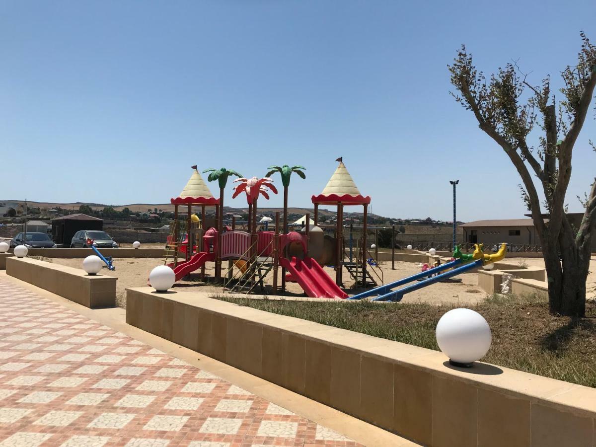 Absheron Marina Hotel Bakoe Buitenkant foto