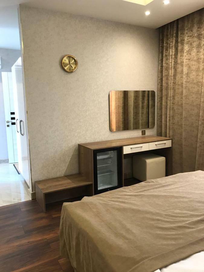 Absheron Marina Hotel Bakoe Buitenkant foto